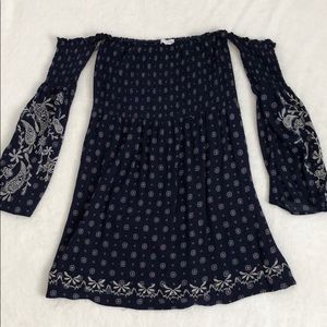 Off the shoulder dress!